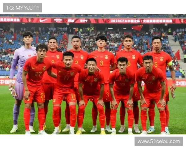 中国足球明星齐聚一堂助力中国队冲击国际赛场荣耀